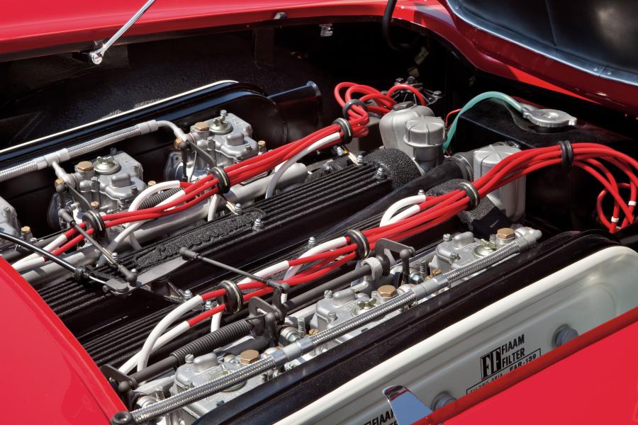  Lamborghini 400 GT 2+2 1966 года  (фото 30 из 42)